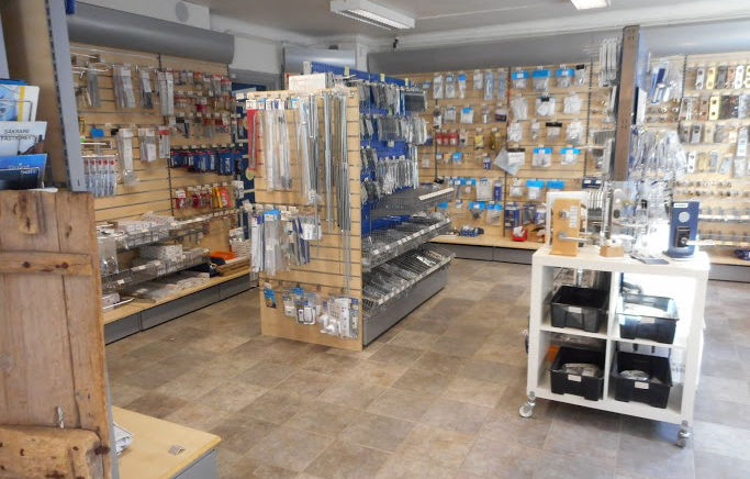 Axets butik och lager på Kungsgatan med lås, beslag och tillbehör